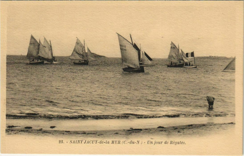 Carte postale ancienne Saint-Jacut-de-la-Mer Un Jour de Regates à Saint-Jacut-de-la-Mer