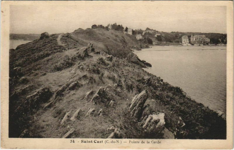 Carte postale ancienne Saint-Cast Pointe de la Garde