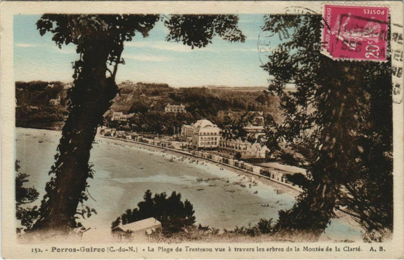 Carte postale ancienne Perros-Guirec La Plage de Trestraou à Perros-Guirec