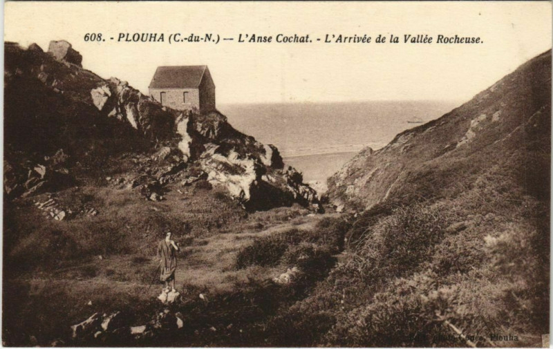Carte postale ancienne Plouha L'Anse Cochat - L'Arrivee de la Vallee Rocheuse à Plouha