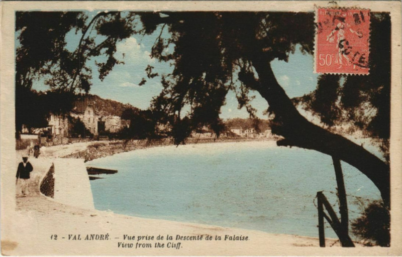 Carte postale ancienne Le Val-Andre Vue prise de la Descente de la Falaise