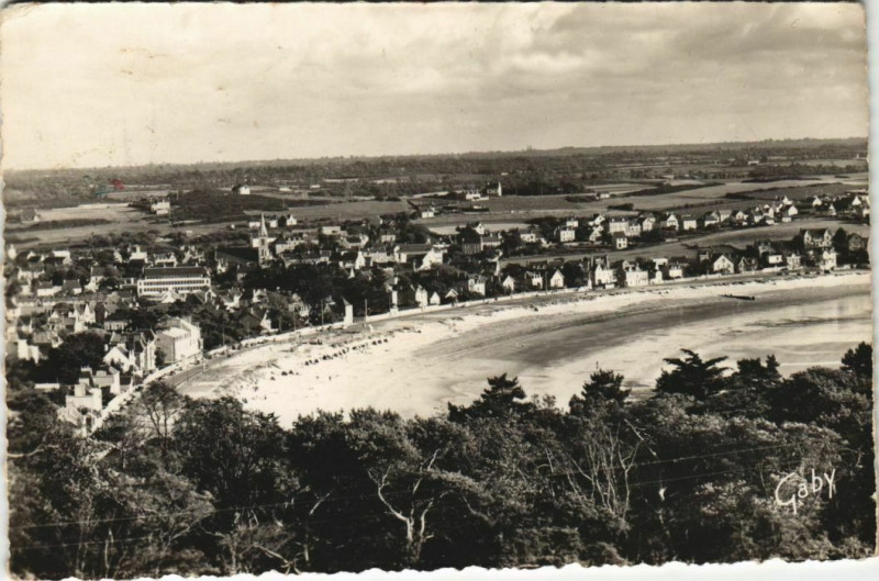 Carte postale ancienne Erquy Vue Generale et Plage du Centre à Erquy