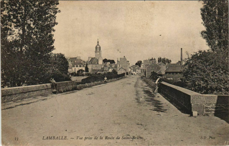 Carte postale ancienne Lamballe Vue prise de la Route de Saint-Brieuc à Saint-Brieuc