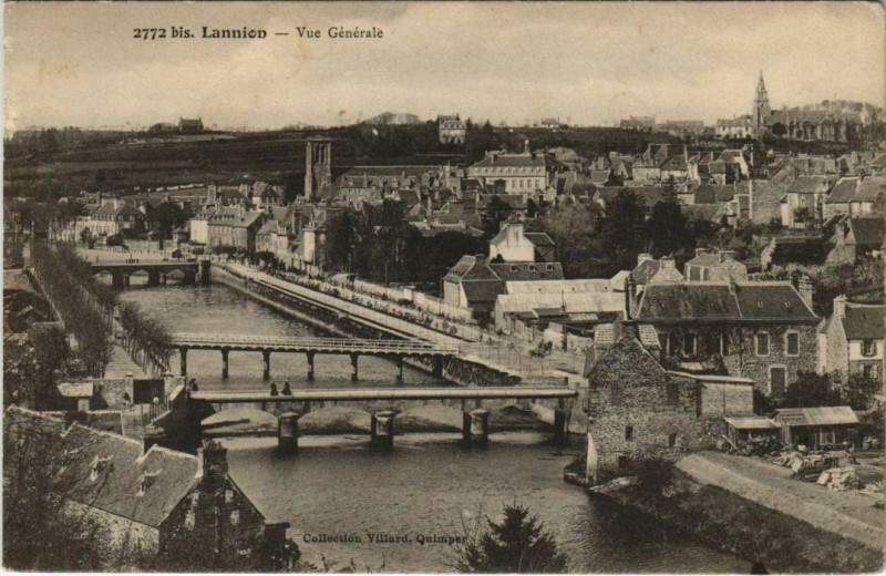 Carte postale ancienne Lannion Vue Generale à Lannion