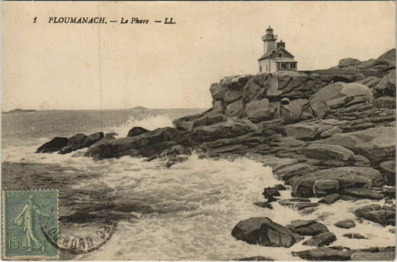 Carte postale ancienne Ploumanac'H Le Phare