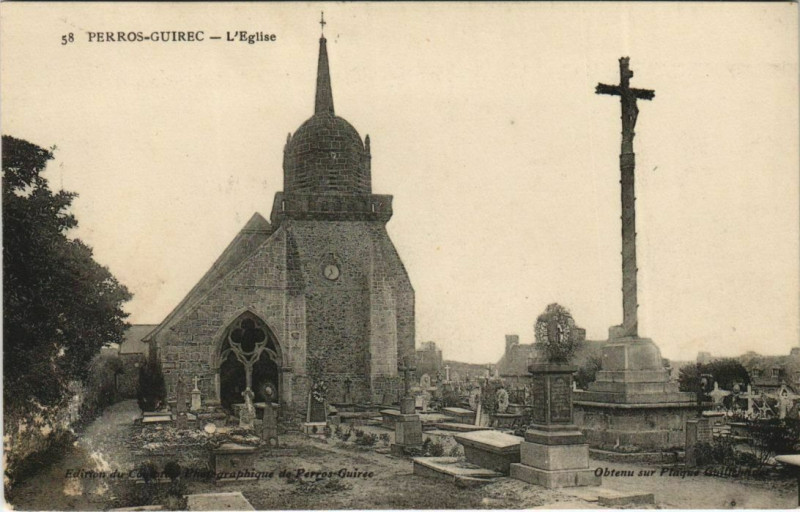 Carte postale ancienne Perros-Guirec L'Eglise à Perros-Guirec