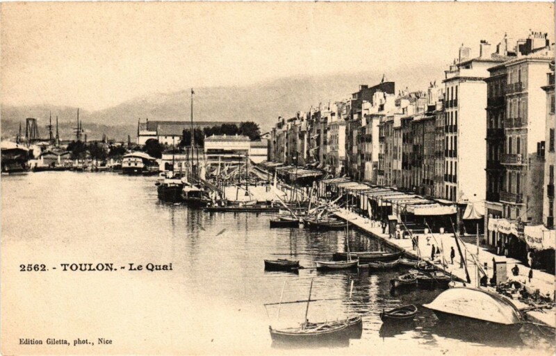 Carte postale ancienne Toulon Le Quai à Toulon