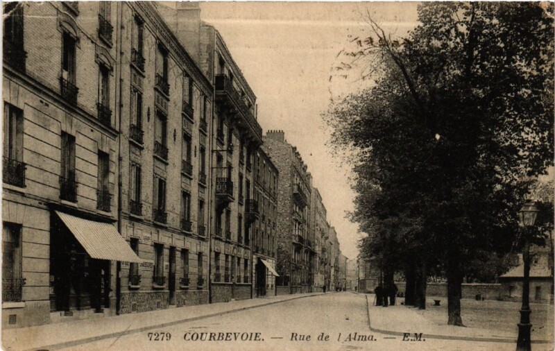 Carte postale ancienne Courbevoie - Rue de l'Alma à Courbevoie