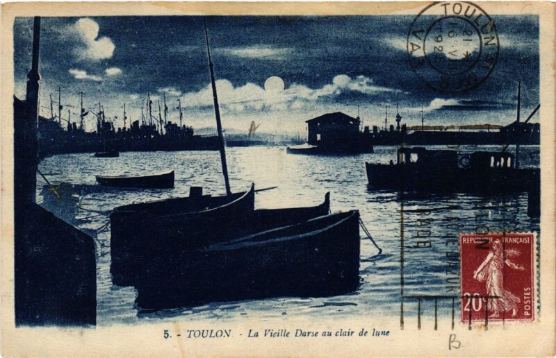 Carte postale ancienne Toulon La Vieille Darse au clair de lune à Toulon