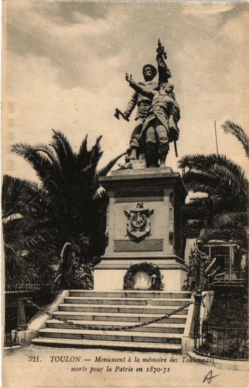 Carte postale ancienne Toulon Monument a la mémoire des TOULONnais morts pour la Patrie à Toulon