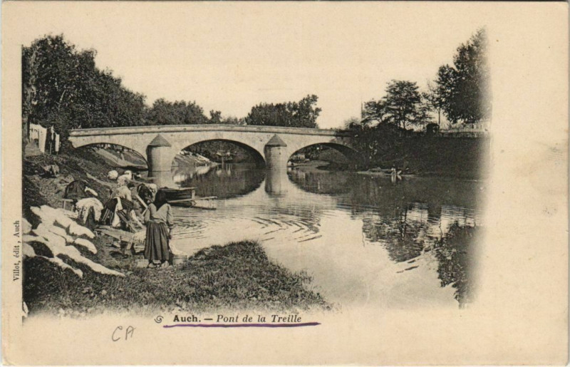 Carte postale ancienne Auch Pont de la Treille à Auch