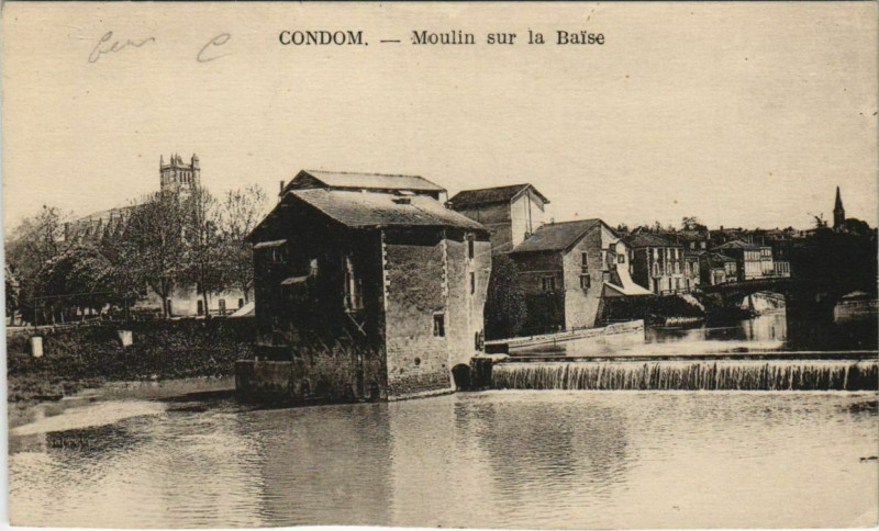 Carte postale ancienne Condom Moulin sur la Baise à Condom