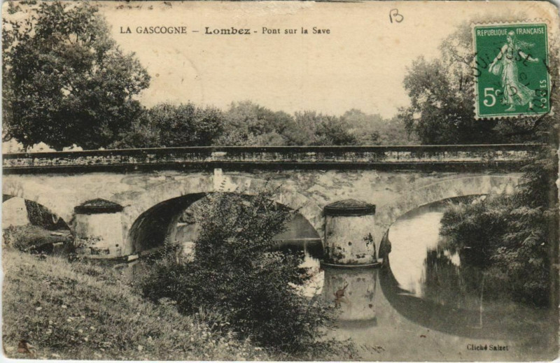Carte postale ancienne Lombez Pont sur la Save à Lombez