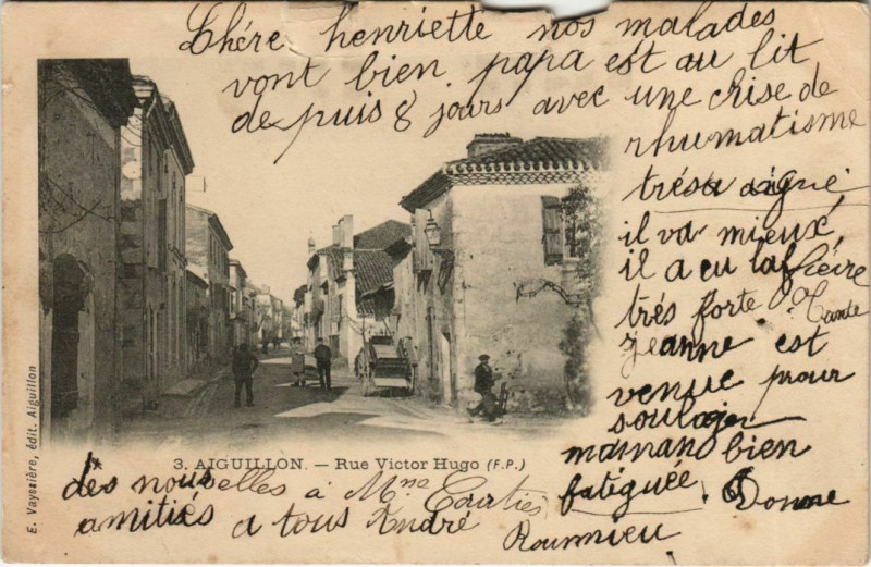 Carte postale ancienne Aiguillon Rue Victor Hugo France à Aiguillon