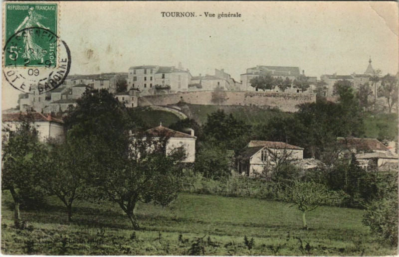 Carte postale ancienne Tournon Vue Generale France