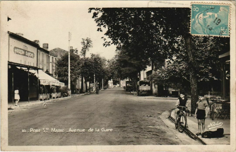 Carte postale ancienne Port Sainte-Marie Avenue de la Gare France