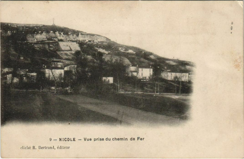 Carte postale ancienne Nicole Vue prise du chemin de Fer France à Nicole