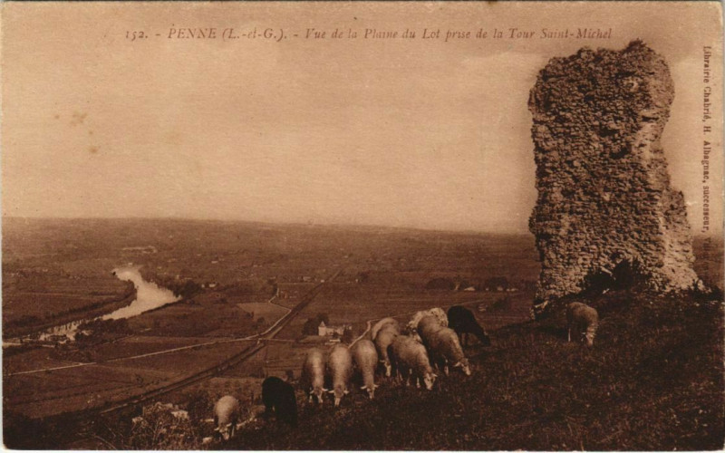 Carte postale ancienne Penne Vue de la Plaine du Lot France