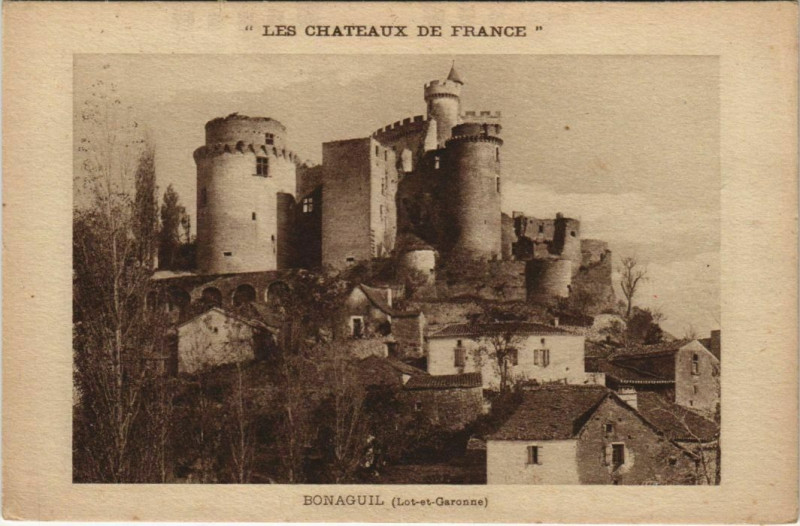 Carte postale ancienne Bonaguil Le Chateau France