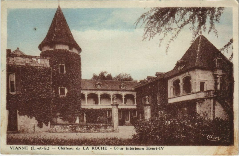 Carte postale ancienne Vianne Chateau de La Roche France à Vianne