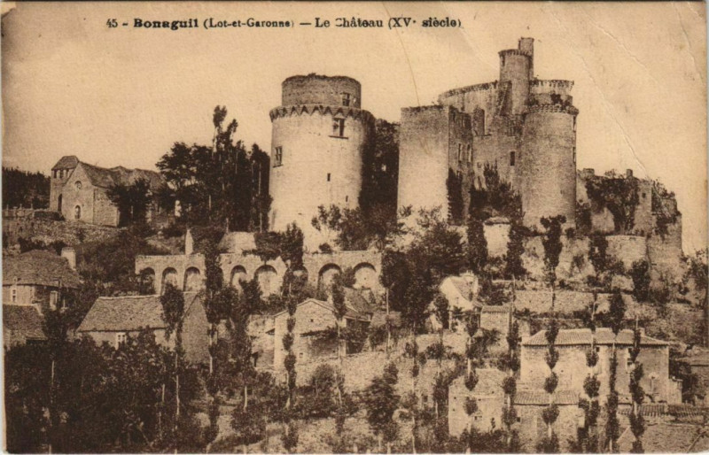 Carte postale ancienne Bonaguil Le Chateau France