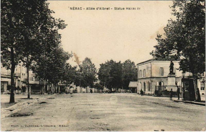 Carte postale ancienne Nerac Allee d'Albret, Statue Henri Iv France