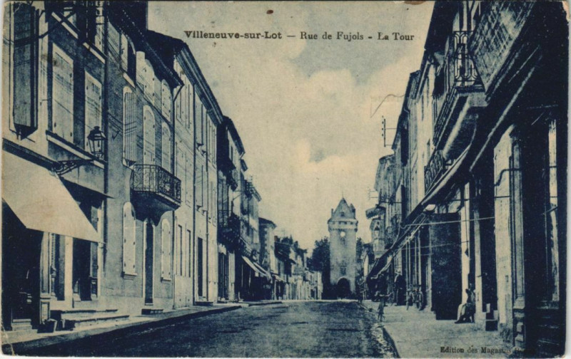 Carte postale ancienne Villeneuve sur Lot Rue de Fujols France à Villeneuve-sur-Lot