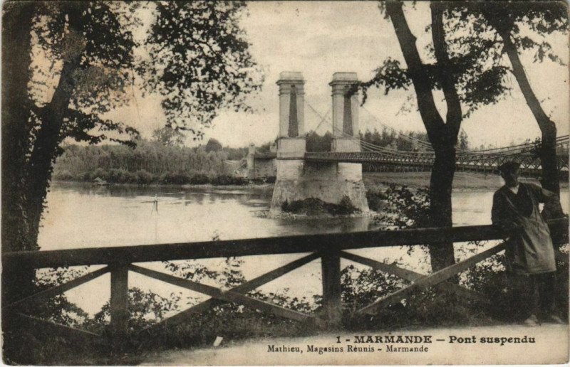 Carte postale ancienne Marmande Pont suspendu France à Marmande