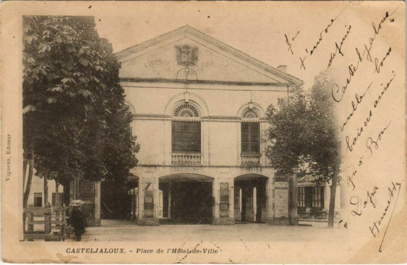 Carte postale ancienne Casteljaloux Place de l'Hotel de ville France à Casteljaloux