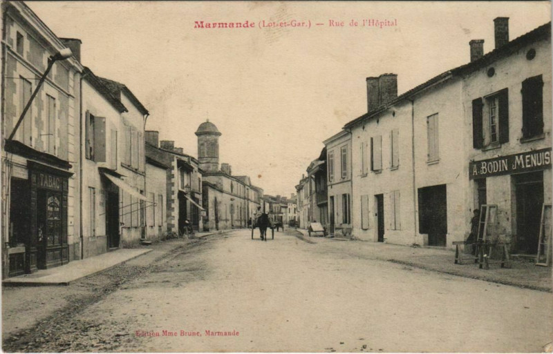 Carte postale ancienne Marmande Rue de l'Hopital France à Marmande