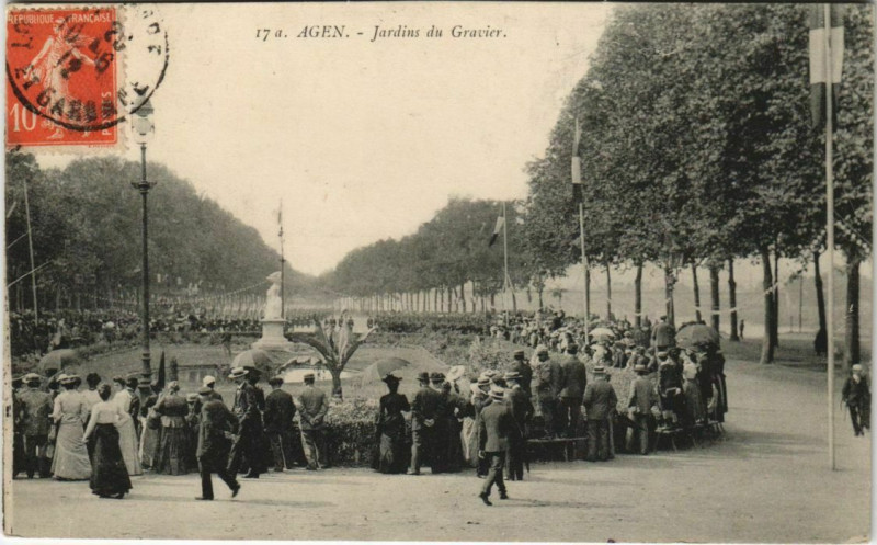 Carte postale ancienne Agen Jardins du Gravier France à Agen