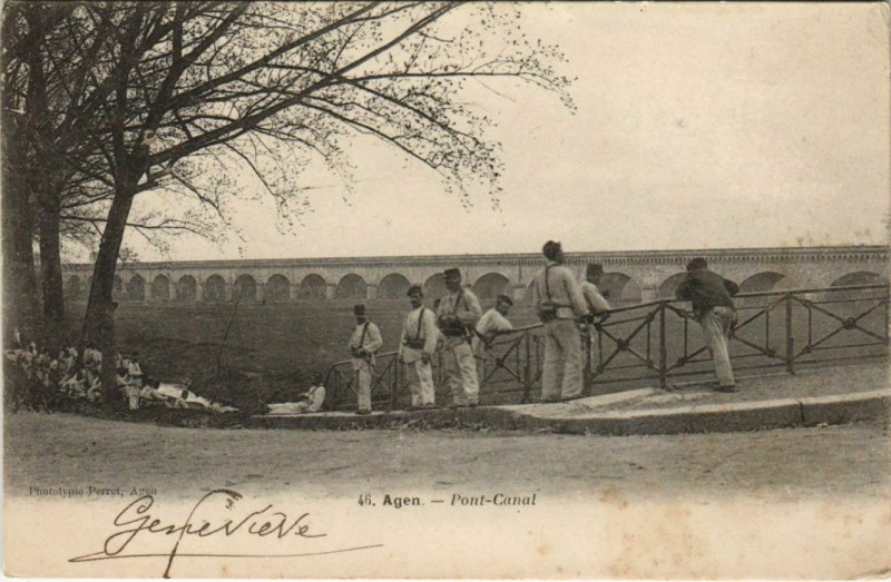 Carte postale ancienne Agen Pont Canal France à Agen