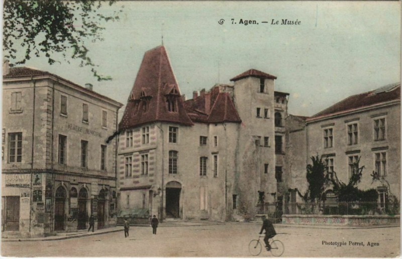 Carte postale ancienne Agen Le Musee France à Agen