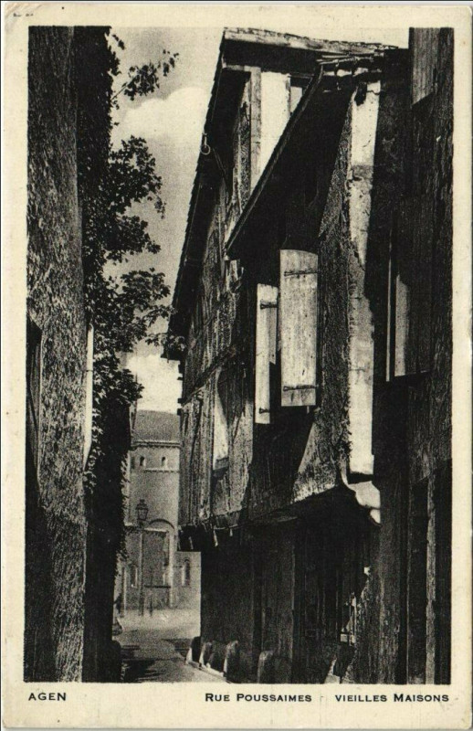 Carte postale ancienne Agen Rue Poussaimes, Vieilles Maisons France à Agen