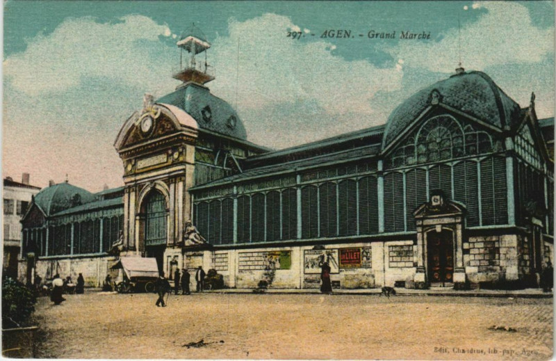 Carte postale ancienne Agen Grand Marche France à Agen