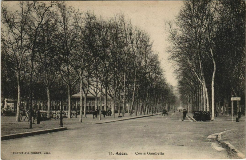 Carte postale ancienne Agen Cours Gambetta France à Agen