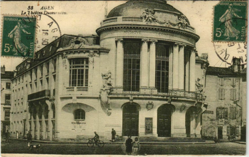 Carte postale ancienne Agen Le Theatre Ducourneau France à Agen