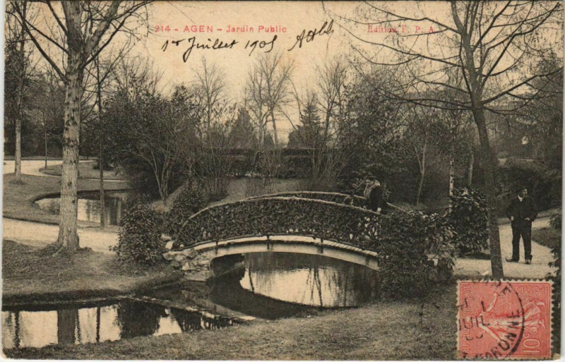 Carte postale ancienne Agen Jardin Public France à Agen
