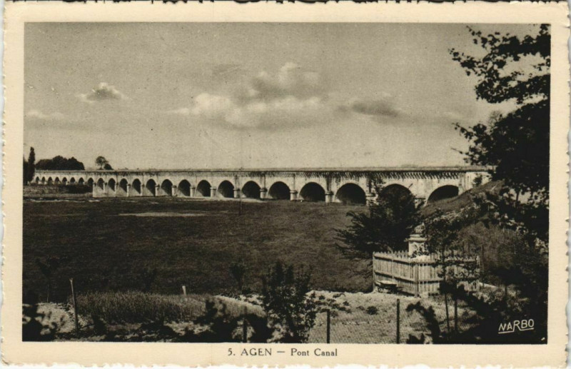 Carte postale ancienne Agen Pont Canal France à Agen