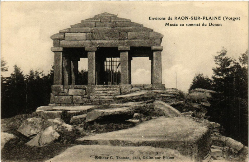 Carte postale ancienne Musée au sommet du Donon à Grandfontaine
