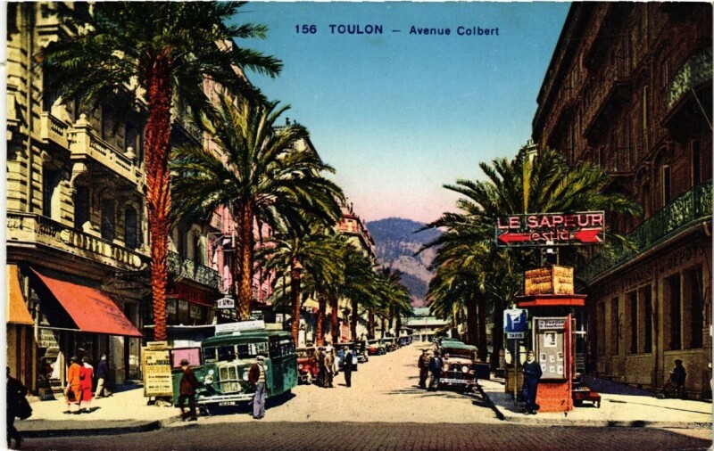 Carte postale ancienne Toulon Avenue Colbert à Toulon