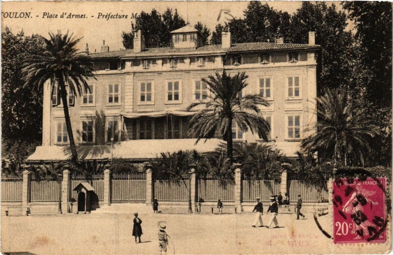 Carte postale ancienne Toulon Place d'Armes à Toulon