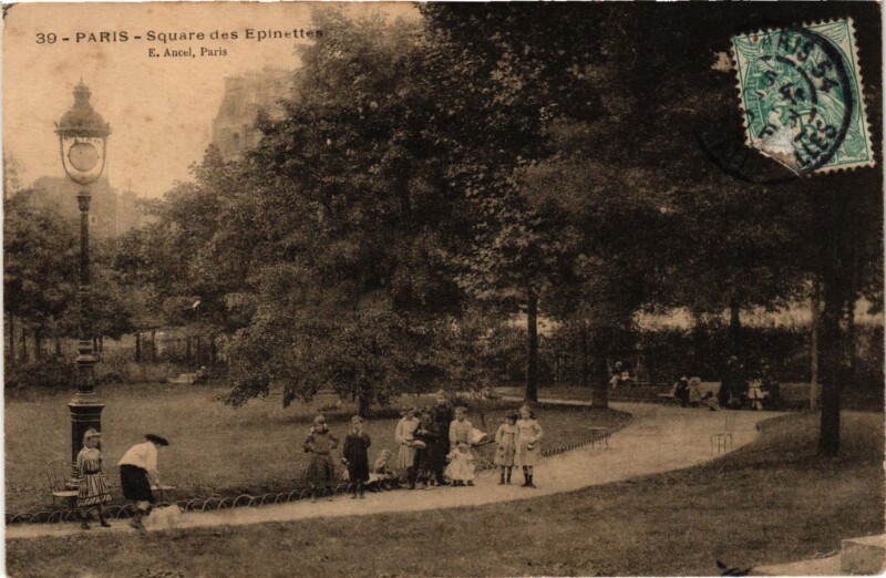Carte postale ancienne Square des Epinettes à Paris 17e