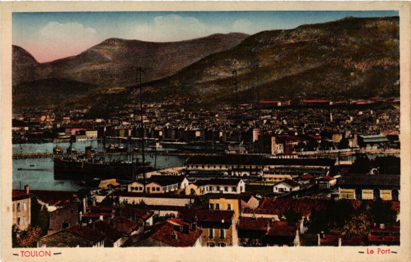 Carte postale ancienne Toulon - Le Port à Toulon