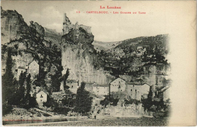 Carte postale ancienne Castelbouc Les Gorges du Tarn France