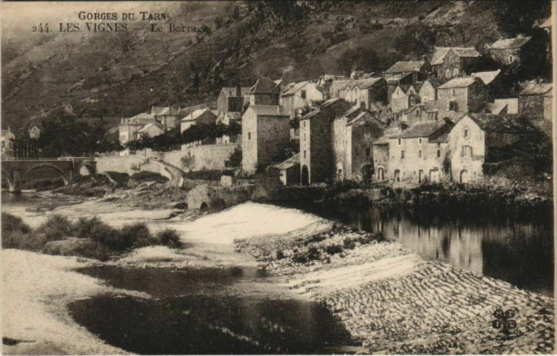 Carte postale ancienne Les Vignes Le Barrage France