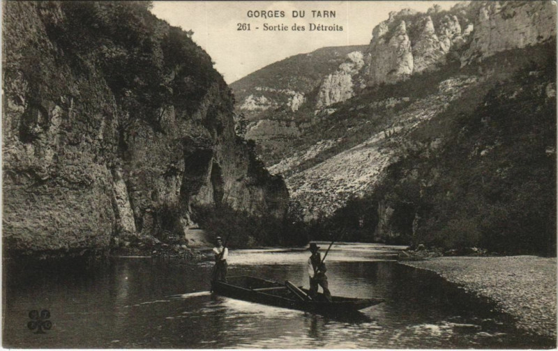 Carte postale ancienne Gorges du Tarn Sortie des Detroits France