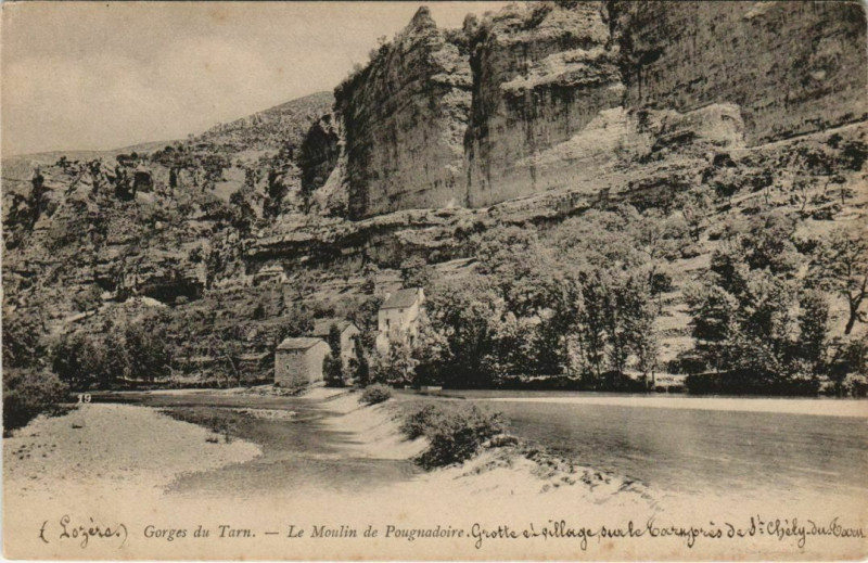 Carte postale ancienne Gorges du Tarn Le Moulin de Pougnadoire France