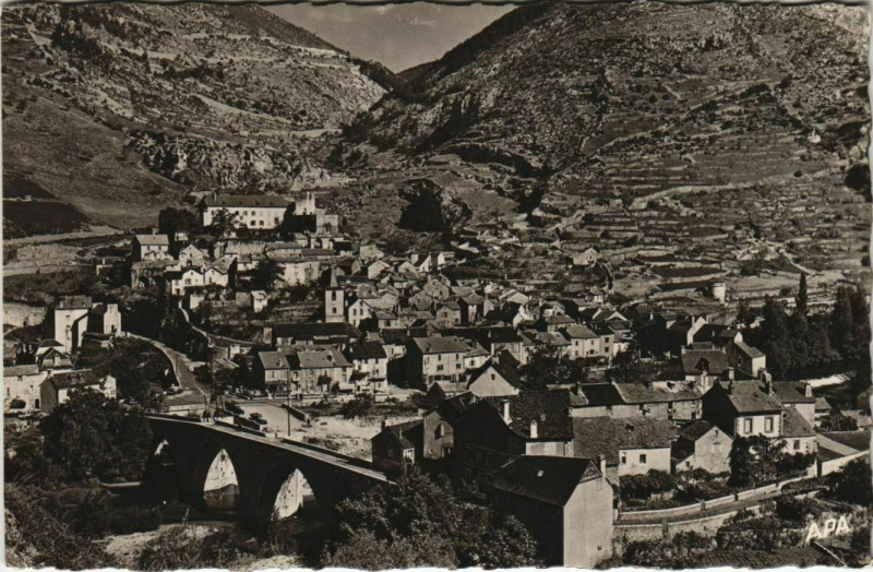 Carte postale ancienne Legende de Sainte-Enimie France