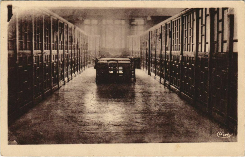 Carte postale ancienne St Rome de Dolan Chambres et Salle de reunions France